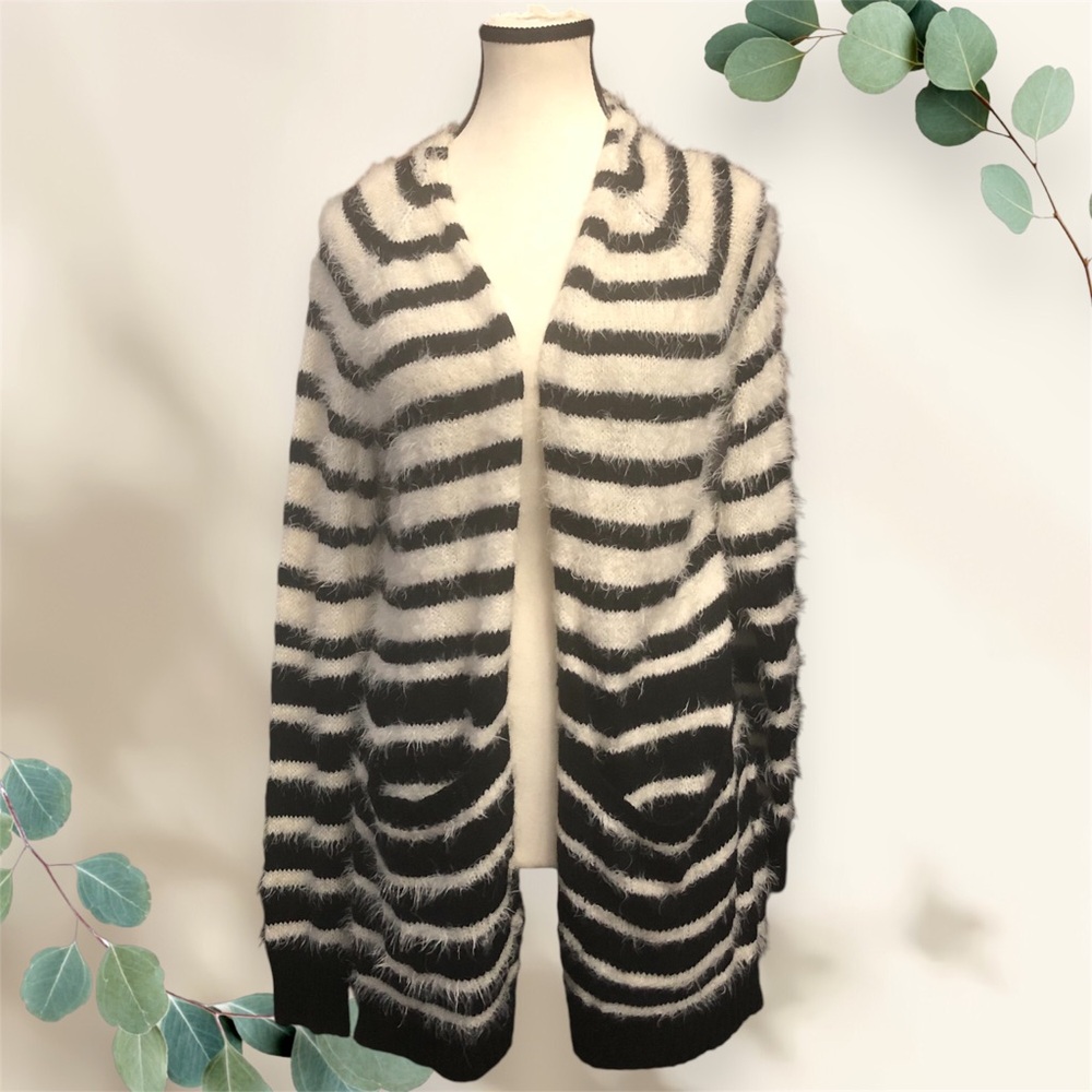 Women’s Rewind Striped Whiskered Cardigan Sweater - Picture 6 of 10